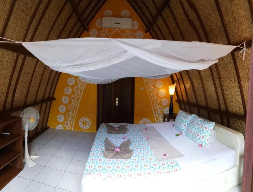 Rumah Cahaya Gili Trawangan Exteriör bild